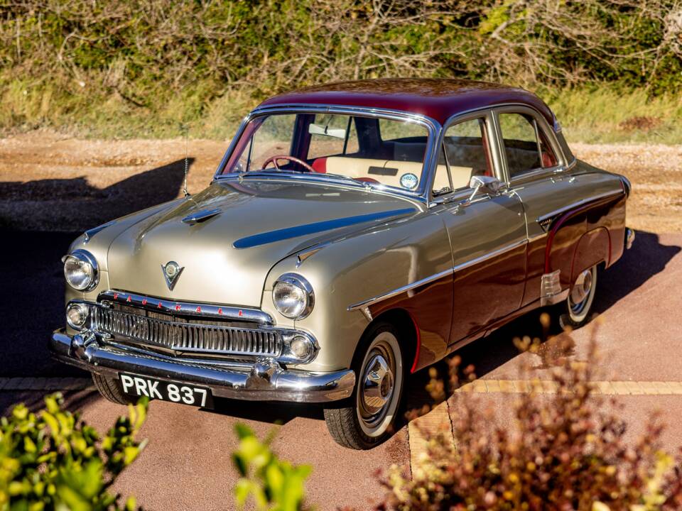 Bild 7/50 von Vauxhall Cresta (1956)