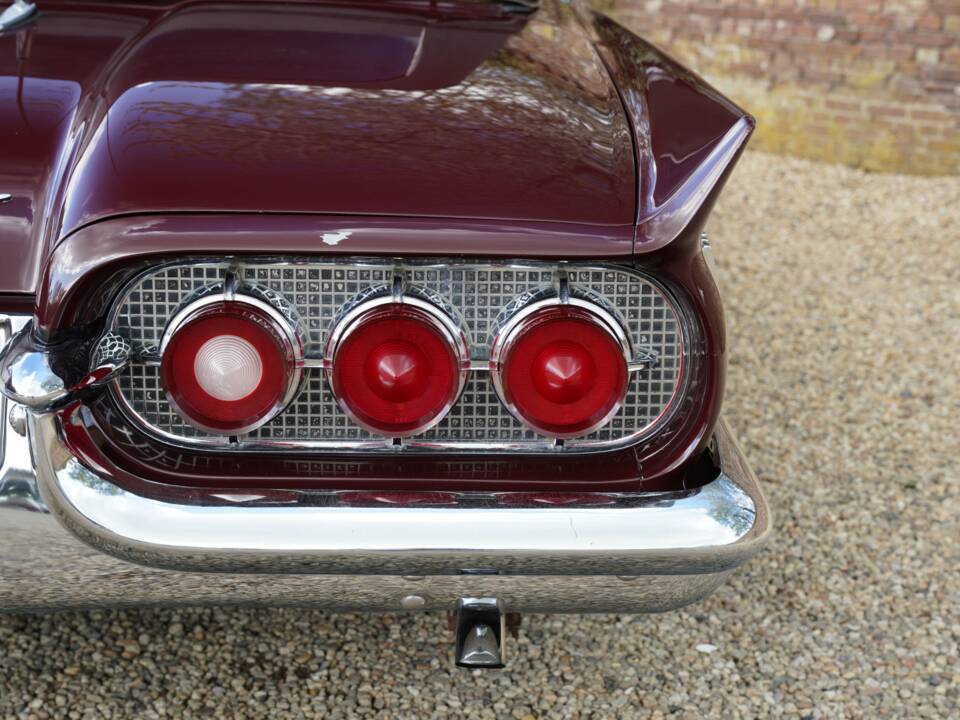 Imagen 24/50 de Ford Thunderbird (1960)