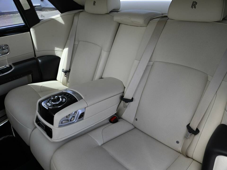 Immagine 31/50 di Rolls-Royce Ghost (2010)