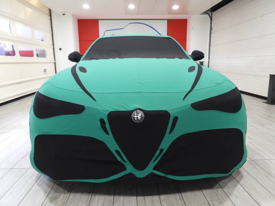 Image 12/15 de Alfa Romeo Giulia GTAm (2021)