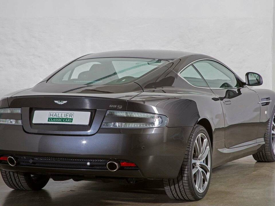 Afbeelding 10/20 van Aston Martin DB 9 (2011)
