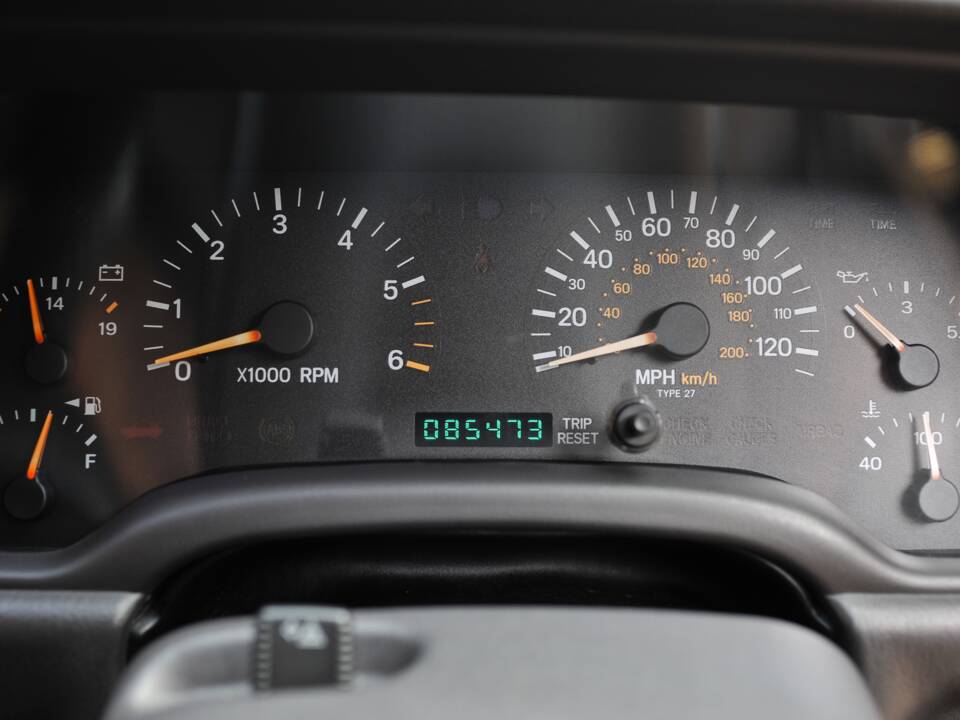 Bild 19/33 von Jeep Cherokee (1998)