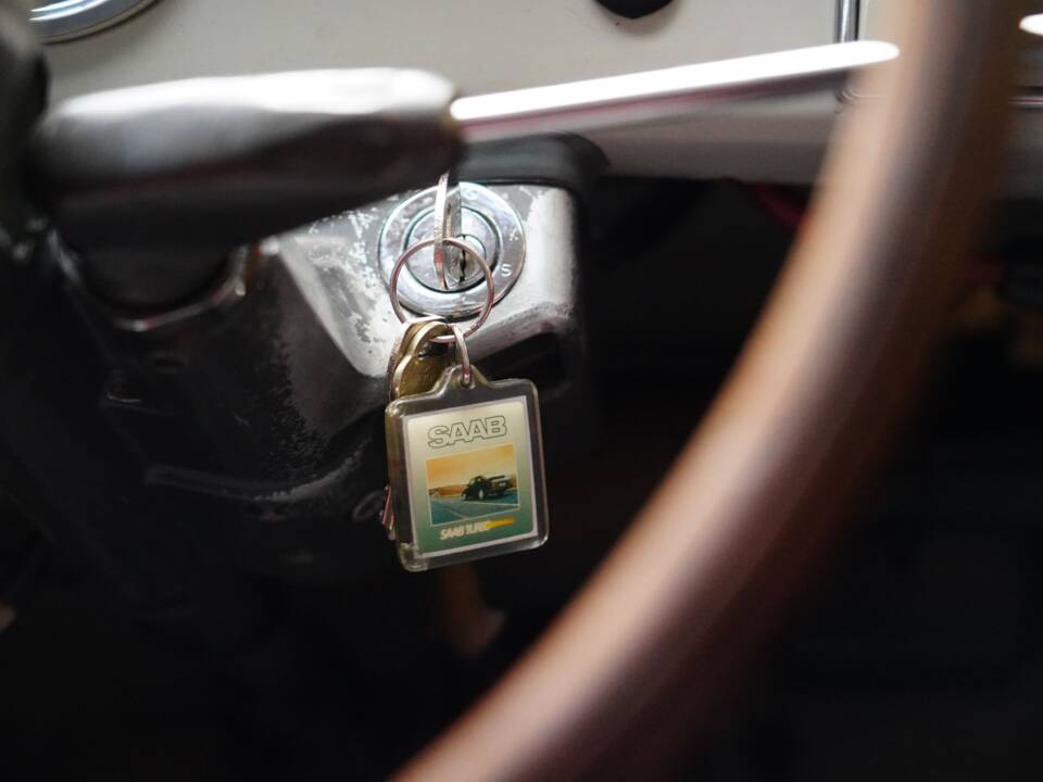 Image 41/100 of Saab 96 (1964)