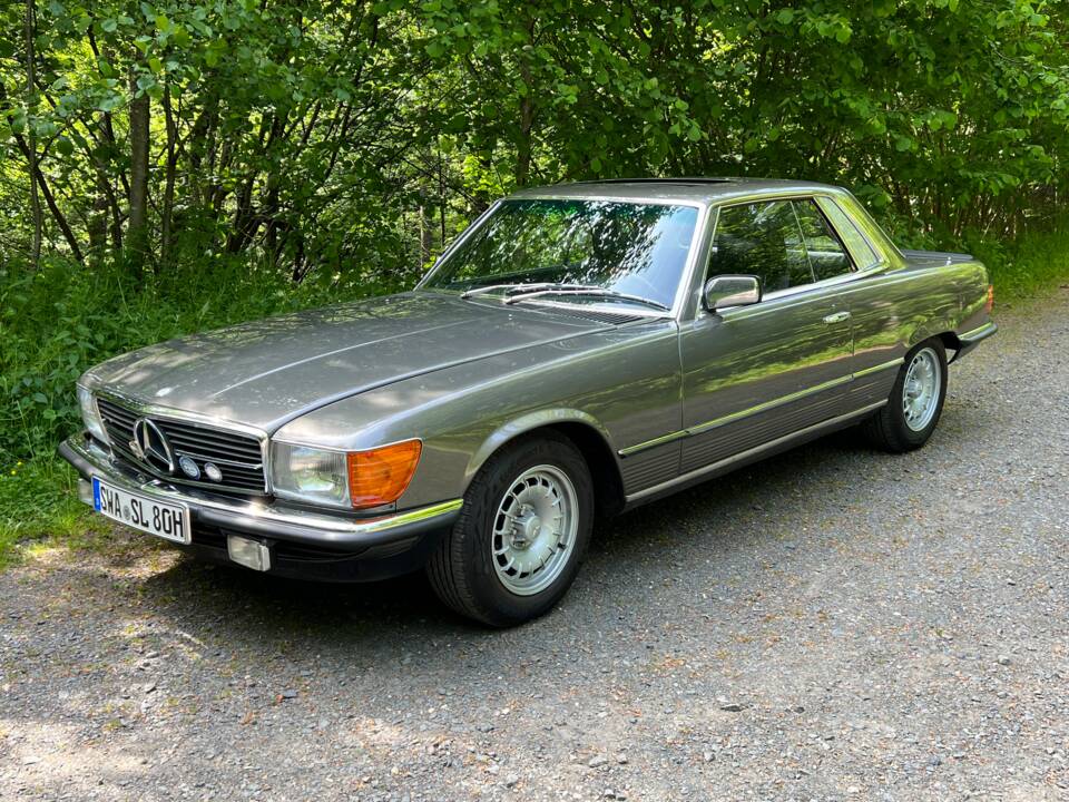 Immagine 4/21 di Mercedes-Benz 500 SLC (1980)