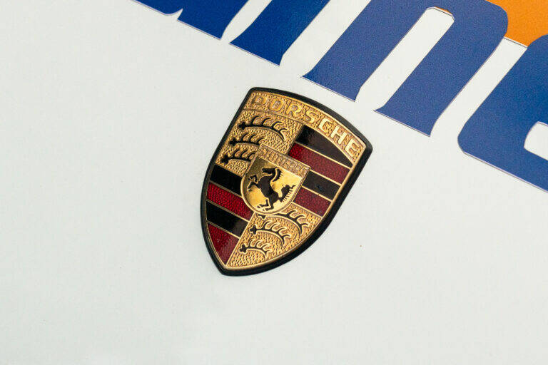 Image 13/83 de Porsche 911 RSR 3.8 (1993)