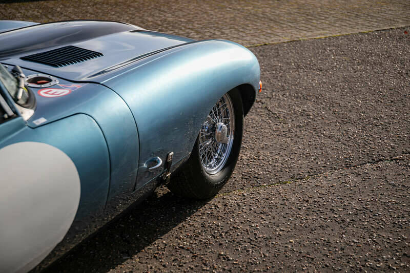 Imagen 50/50 de Jaguar E-Type 3.8 (1961)