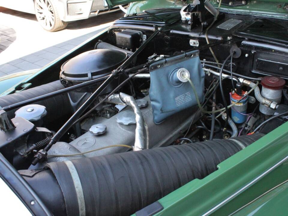 Image 4/17 of Mercedes-Benz 220 Cabriolet A (1953)