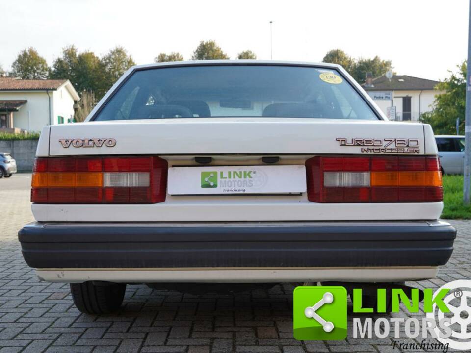 Image 7/10 of Volvo 782 Bertone (1987)