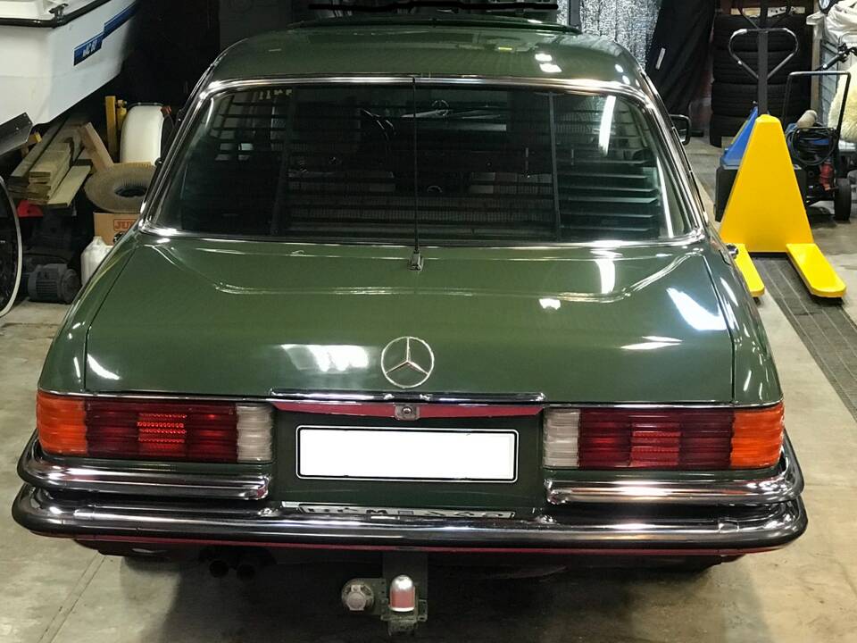 Immagine 3/58 di Mercedes-Benz 280 S (1975)