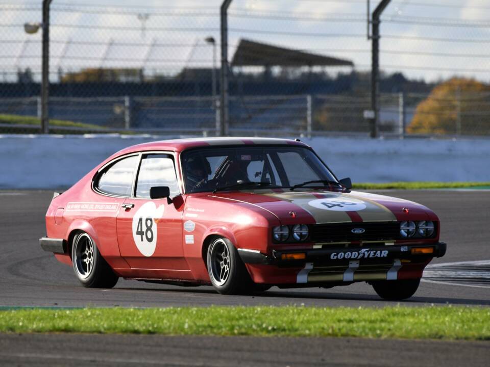 Bild 15/24 von Ford Capri 3,0 (1980)