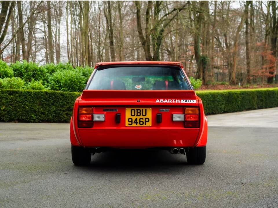 Image 9/15 of FIAT 131 Abarth Rally (1978)