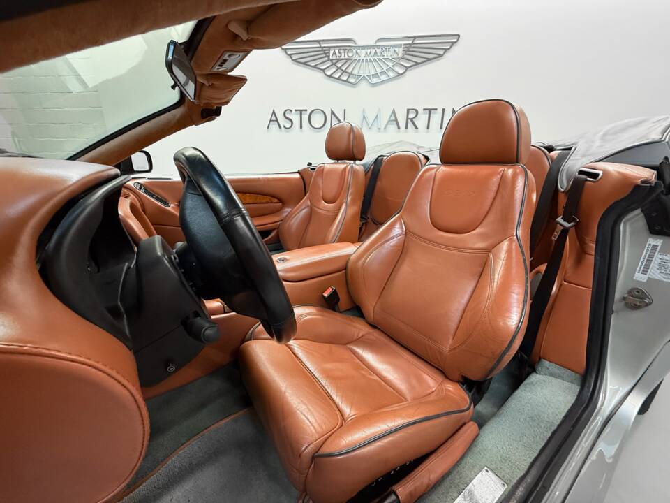 Bild 15/26 von Aston Martin DB 7 Vantage Volante (2003)