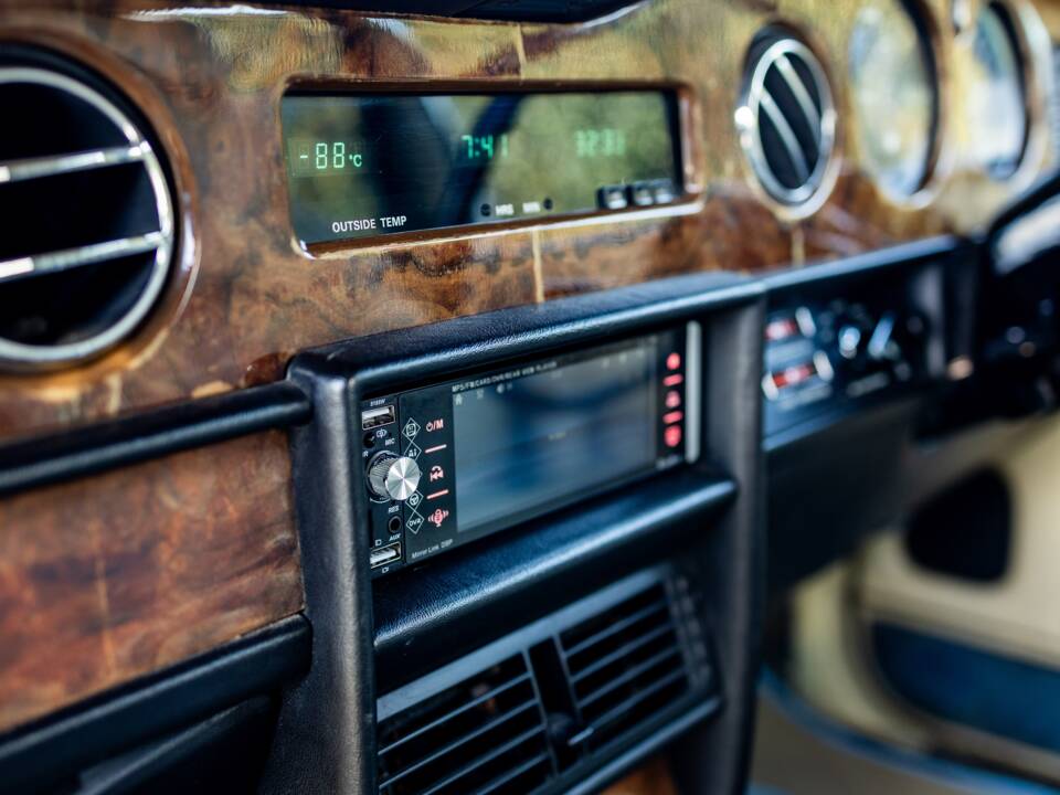 Immagine 31/38 di Rolls-Royce Silver Spirit (1983)