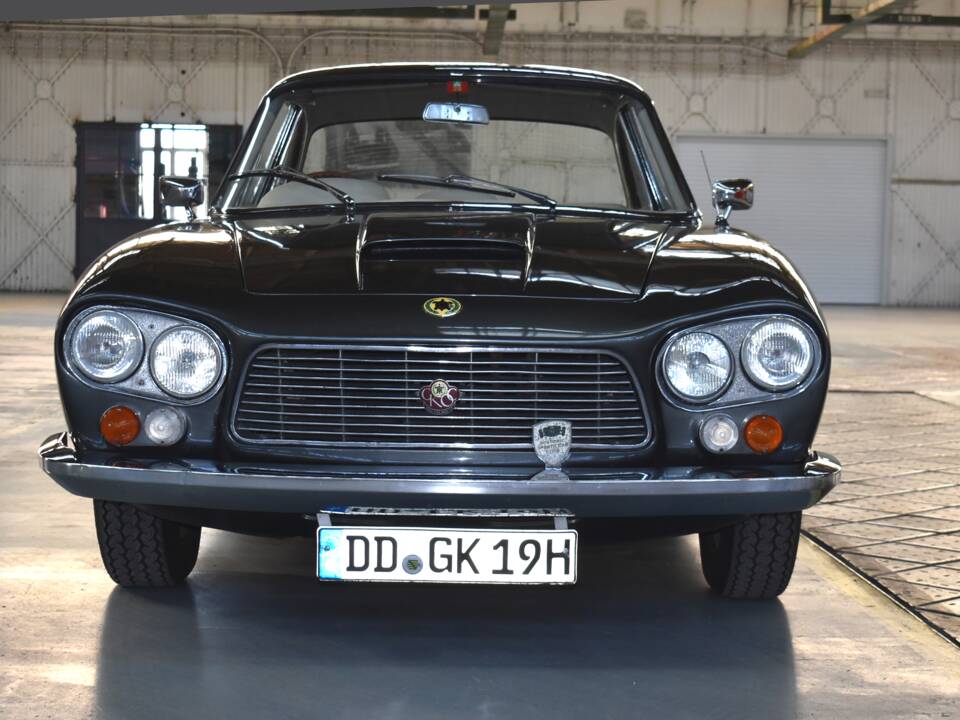 Image 2/65 de Gordon-Keeble GT (1964)