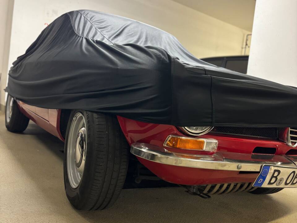 Afbeelding 32/33 van Alfa Romeo Giulia 1600 GT Junior (1972)