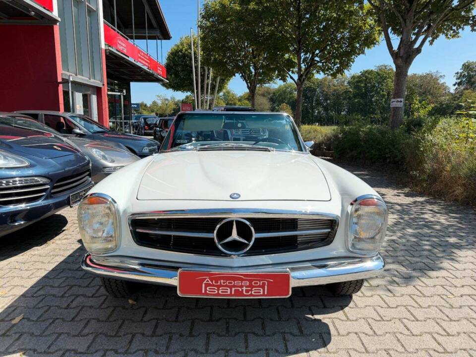Image 2/42 of Mercedes-Benz 280 SL (1968)