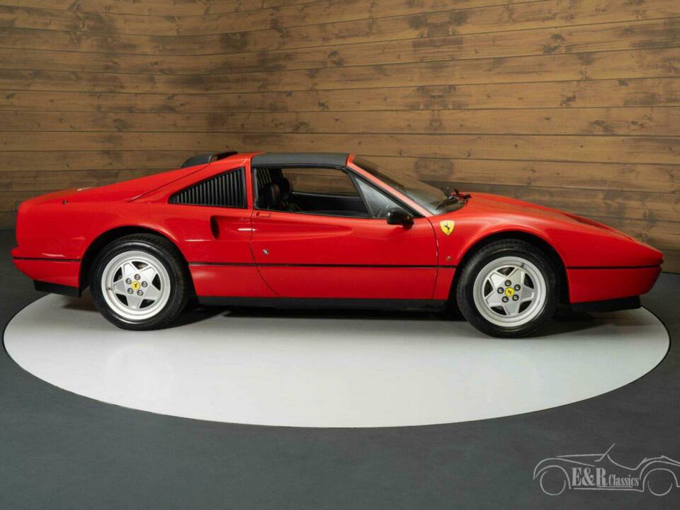 Image 11/19 de Ferrari 328 GTS (1989)