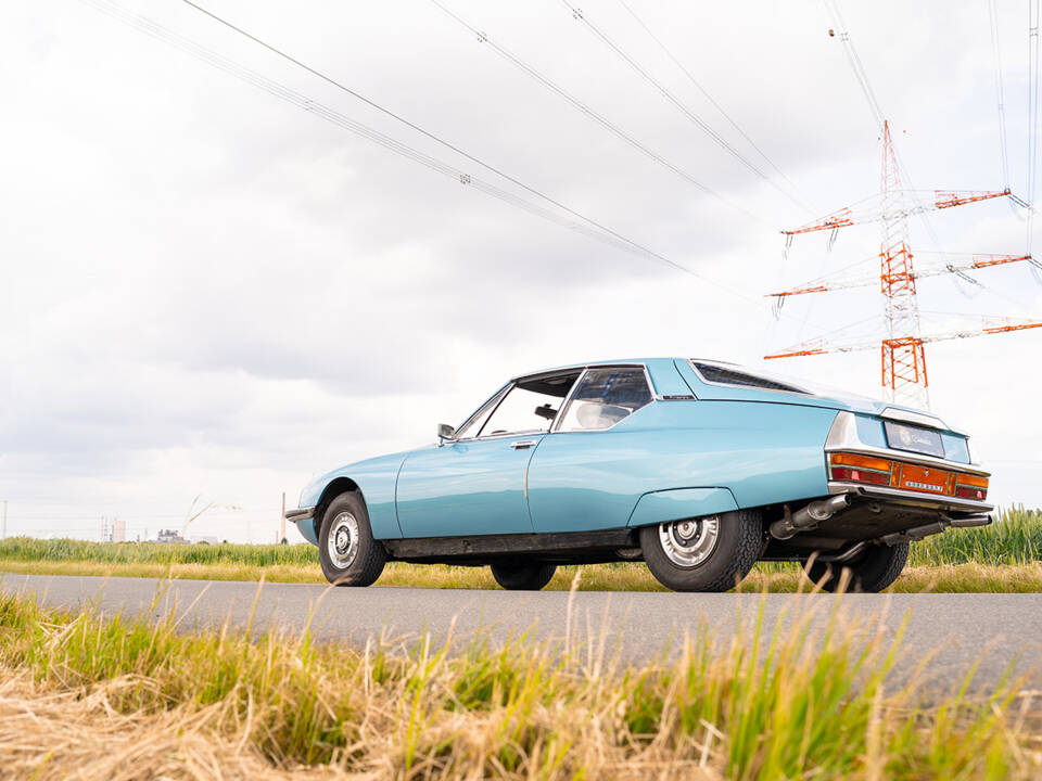 Image 3/57 of Citroën SM (1971)