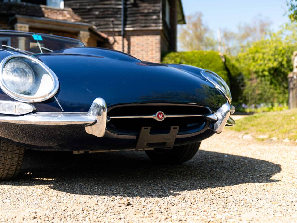 Bild 15/50 von Jaguar XK-E (1967)