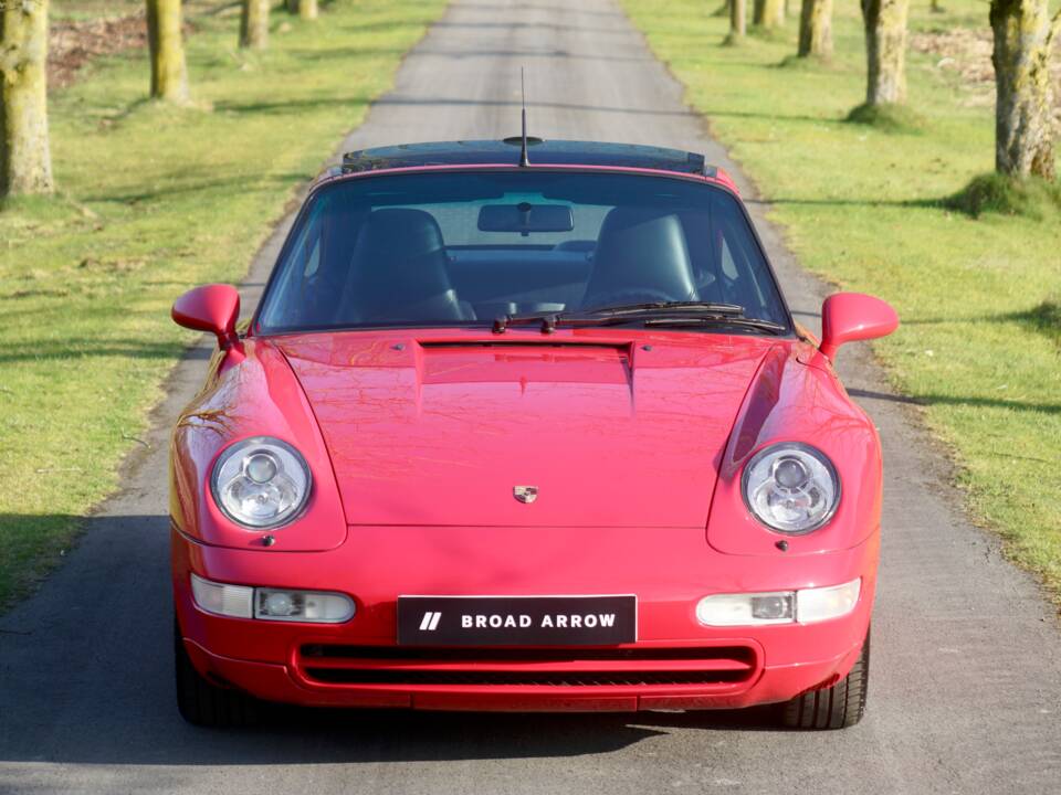 Image 43/46 of Porsche 911 Carrera (1997)