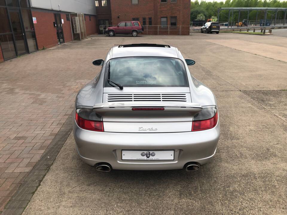 Image 5/10 de Porsche 911 Turbo (2002)