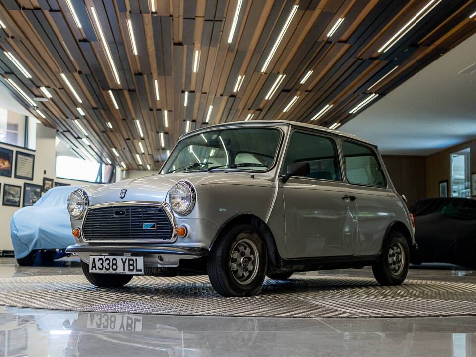 Image 11/43 of Austin Mini Mayfair Sport (1983)