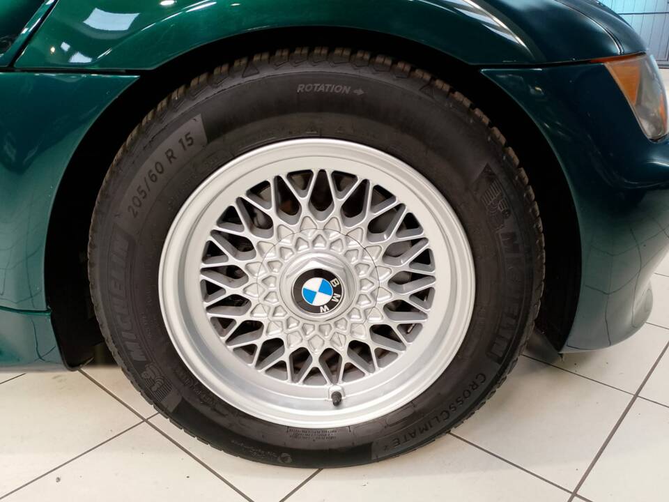Image 35/43 of BMW Z3 1.9 (1997)