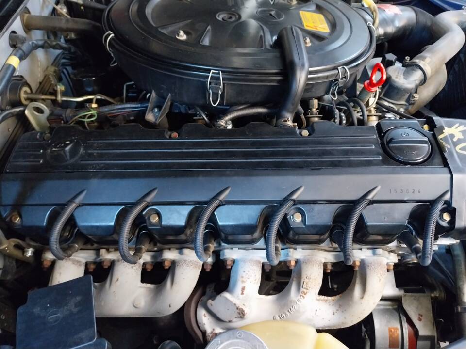 Image 38/43 of Mercedes-Benz 300 SL (1989)