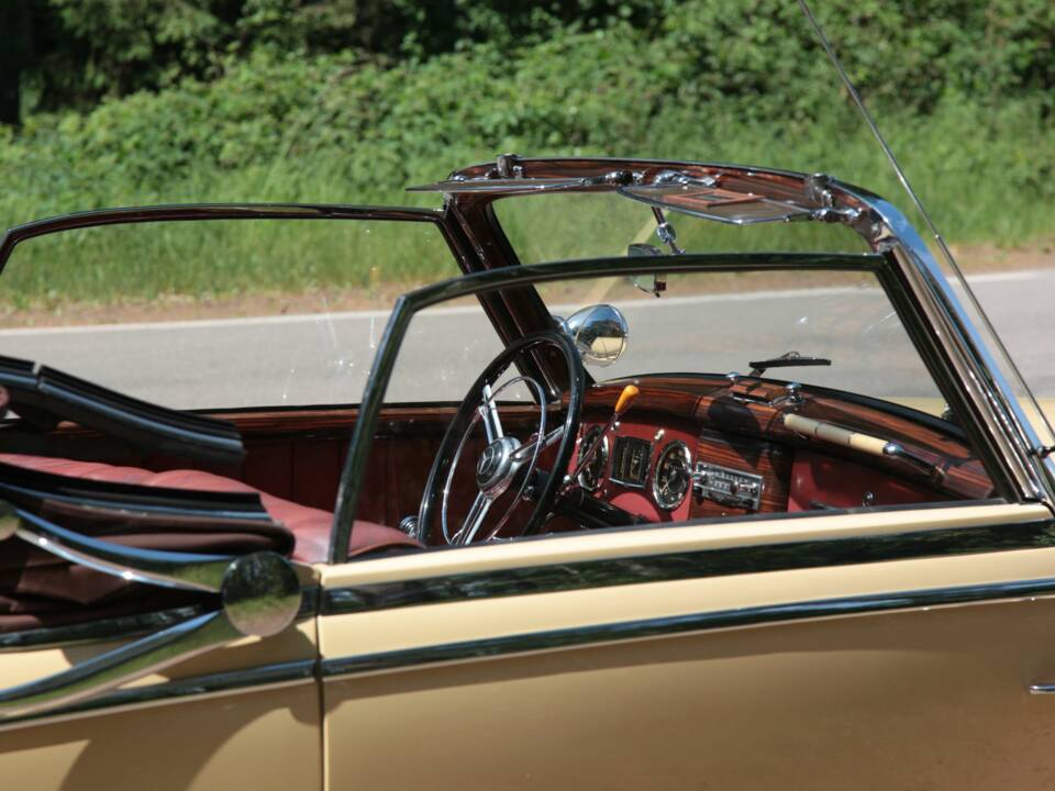 Image 3/22 of Mercedes-Benz 220 Cabriolet A (1954)