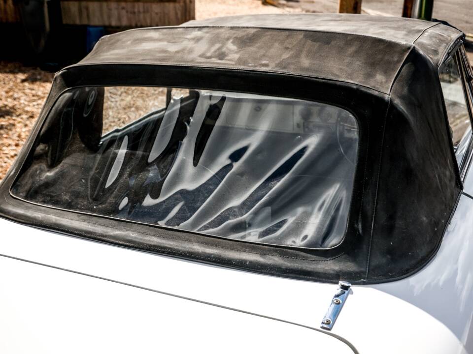Immagine 23/35 di Alfa Romeo 1600 Spider Duetto (1967)