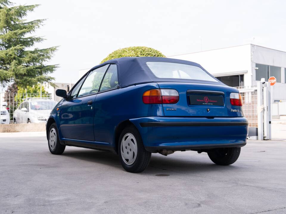 Image 27/99 of FIAT Punto 60 (1994)