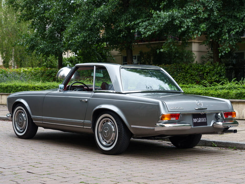 Imagen 3/21 de Mercedes-Benz 280 SL (1970)