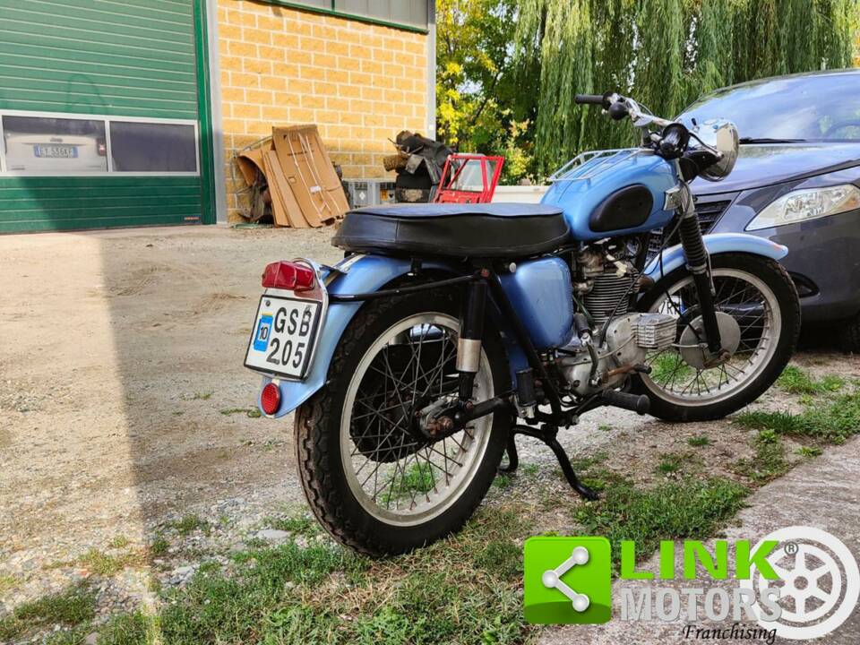 Bild 3/10 von Triumph DUMMY (1957)