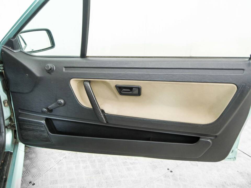 Bild 31/50 von Volkswagen Scirocco II 1.8 (1986)