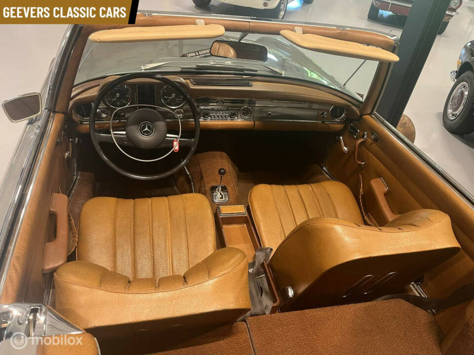 Immagine 25/33 di Mercedes-Benz 280 SL (1968)