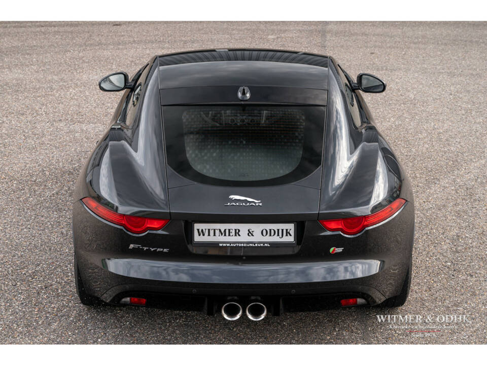 Bild 16/29 von Jaguar F-Type S (2015)
