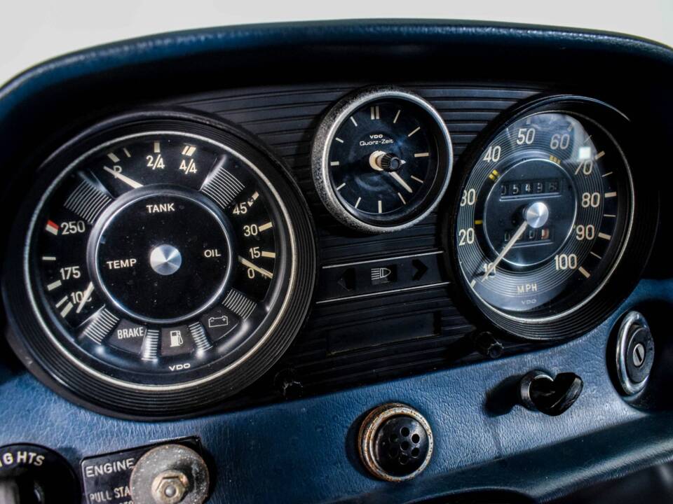 Image 12/50 of Mercedes-Benz 240 D (1976)
