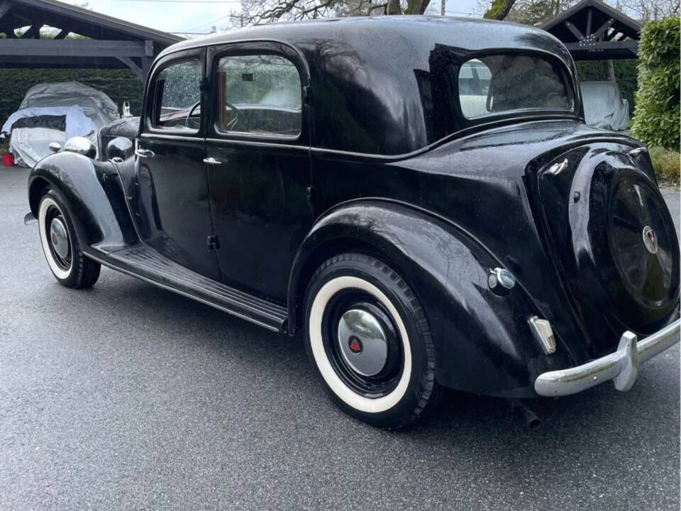 Image 2/5 of Rover 75 (1949)