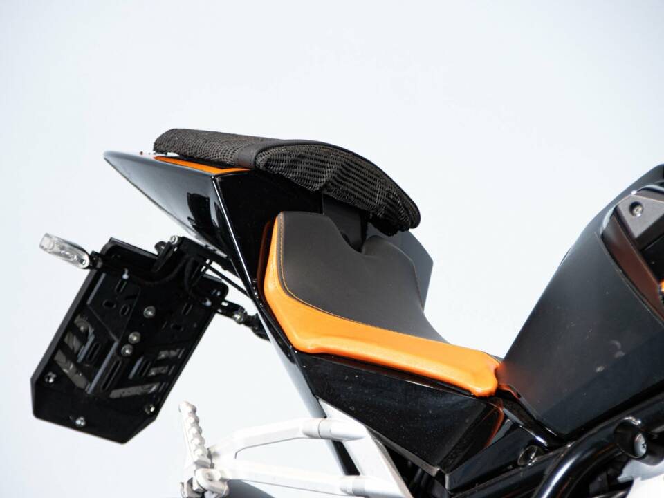 Bild 32/50 von KTM DUMMY (2011)