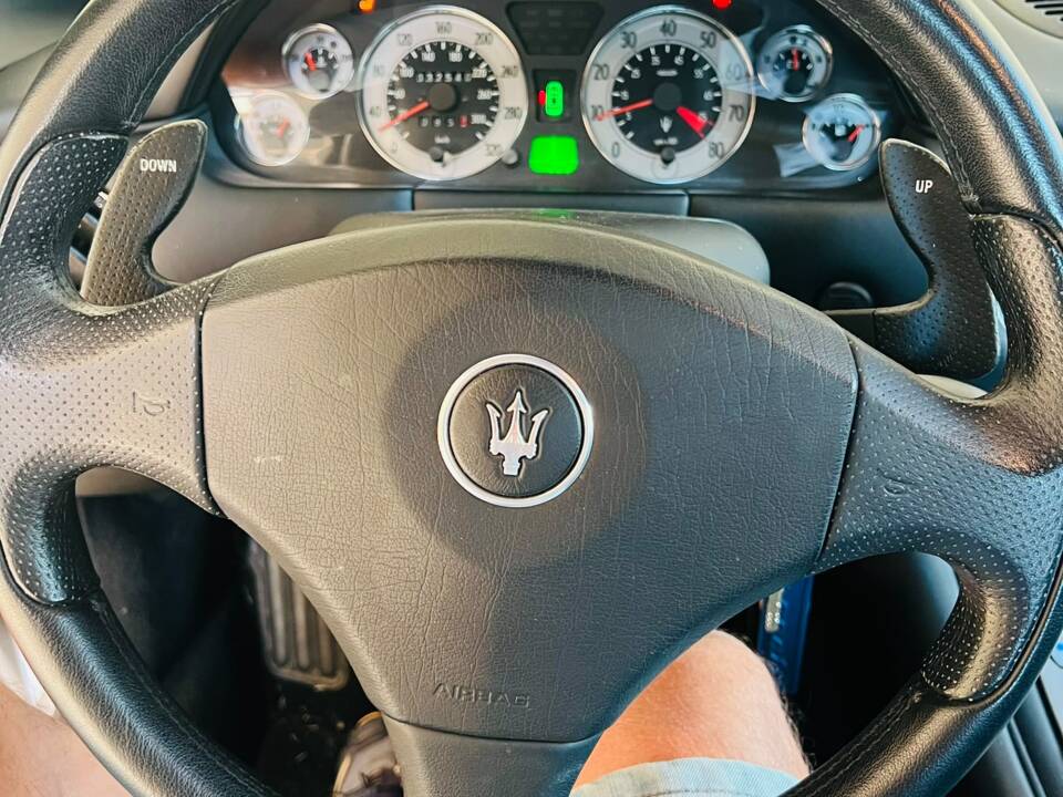 Image 5/13 of Maserati 4200 Cambiocorsa (2006)