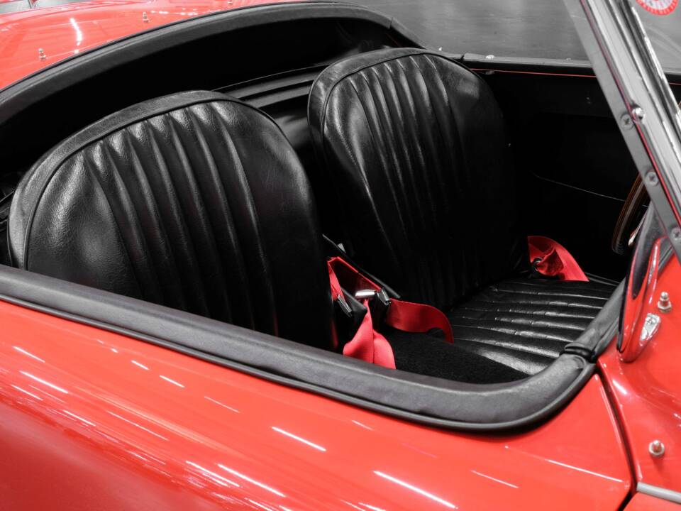 Imagen 25/45 de MG MGA 1500 (1957)