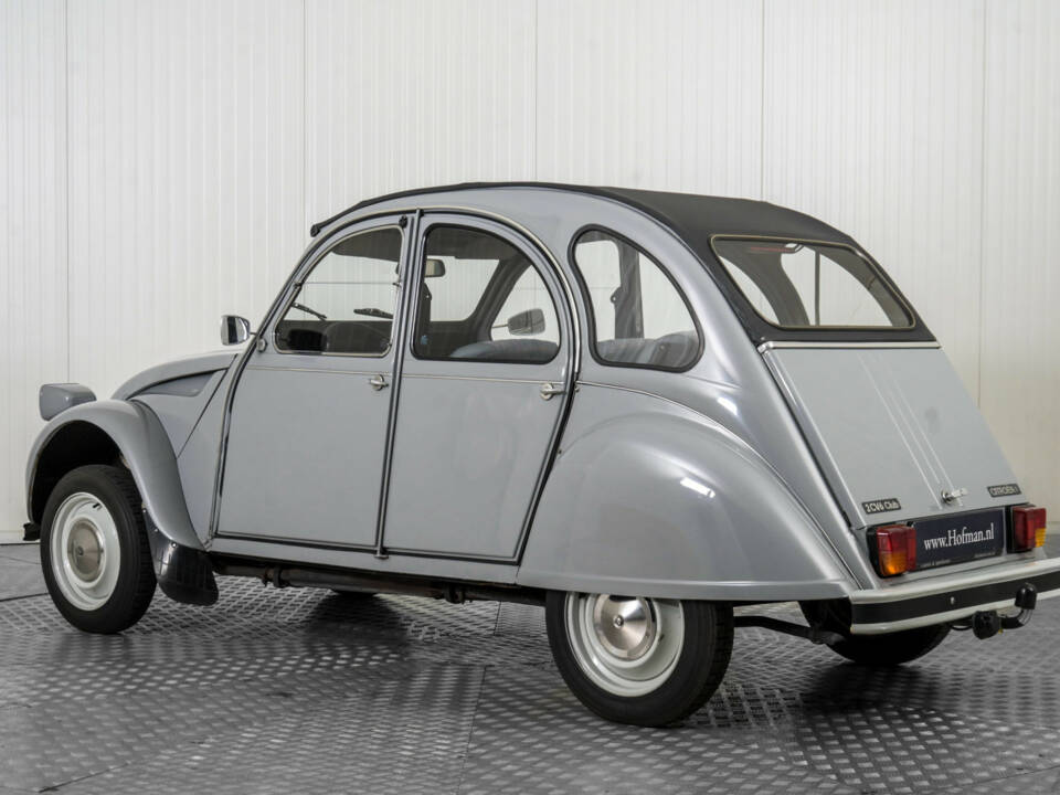 Image 6/50 of Citroën 2 CV 6 (1980)