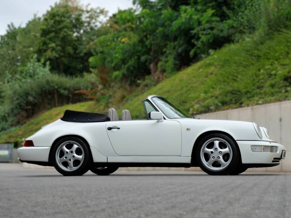 Afbeelding 16/59 van Porsche 911 Carrera 2 (1991)