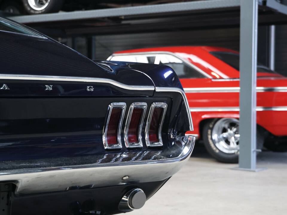 Image 36/57 of Ford Mustang 302 (1968)