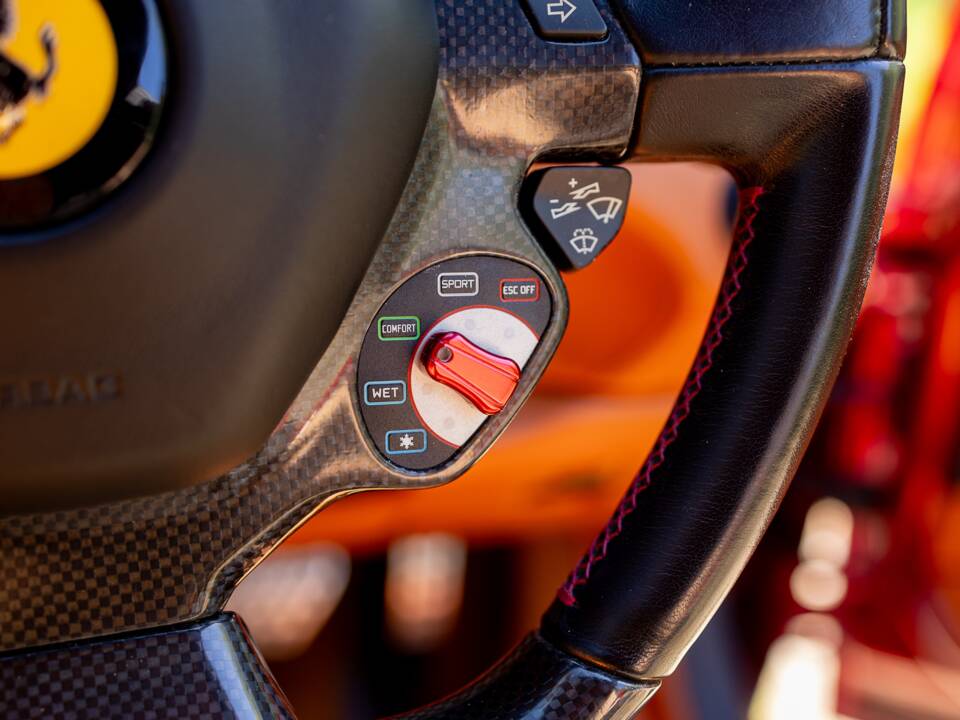 Bild 34/50 von Ferrari FF (2012)