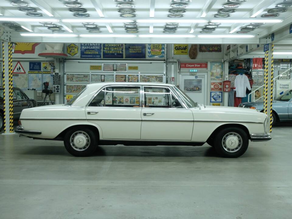 Afbeelding 14/70 van Mercedes-Benz 300 SEL (1968)