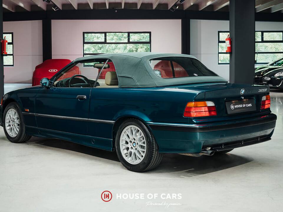 Immagine 9/24 di BMW 320i (1995)