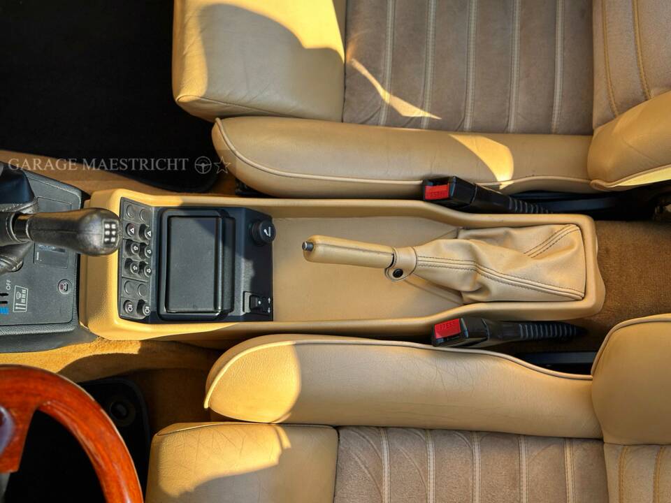 Image 58/100 de Alfa Romeo 2.0 Spider (1993)