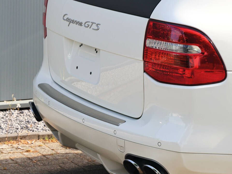 Bild 10/49 von Porsche Cayenne GTS (2009)
