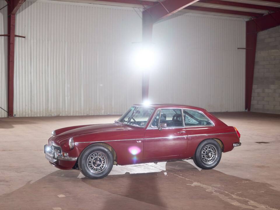 Immagine 14/29 di MG MGB GT V8 (1974)